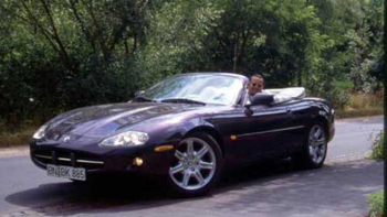 Jaguar_XKR